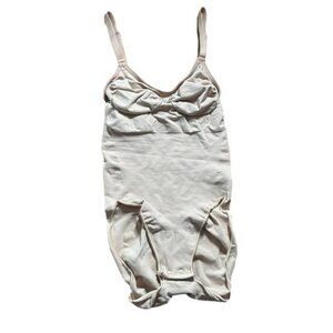 SKIMS Sculpting Brief Bodysuit S/M (US 2–10) Mica Cream NWOT MSRP $72